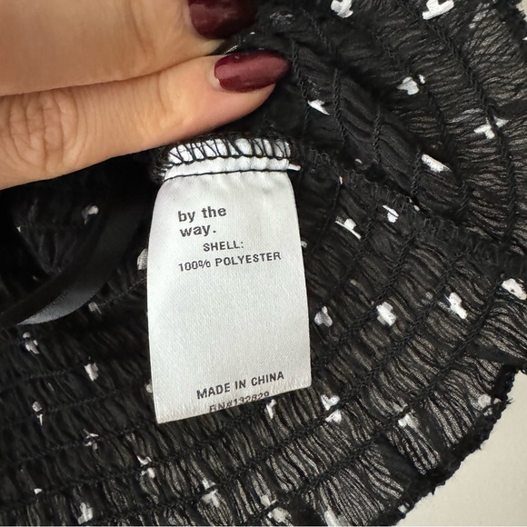 Cropped Scrunchie Top - Picture 5 of 5